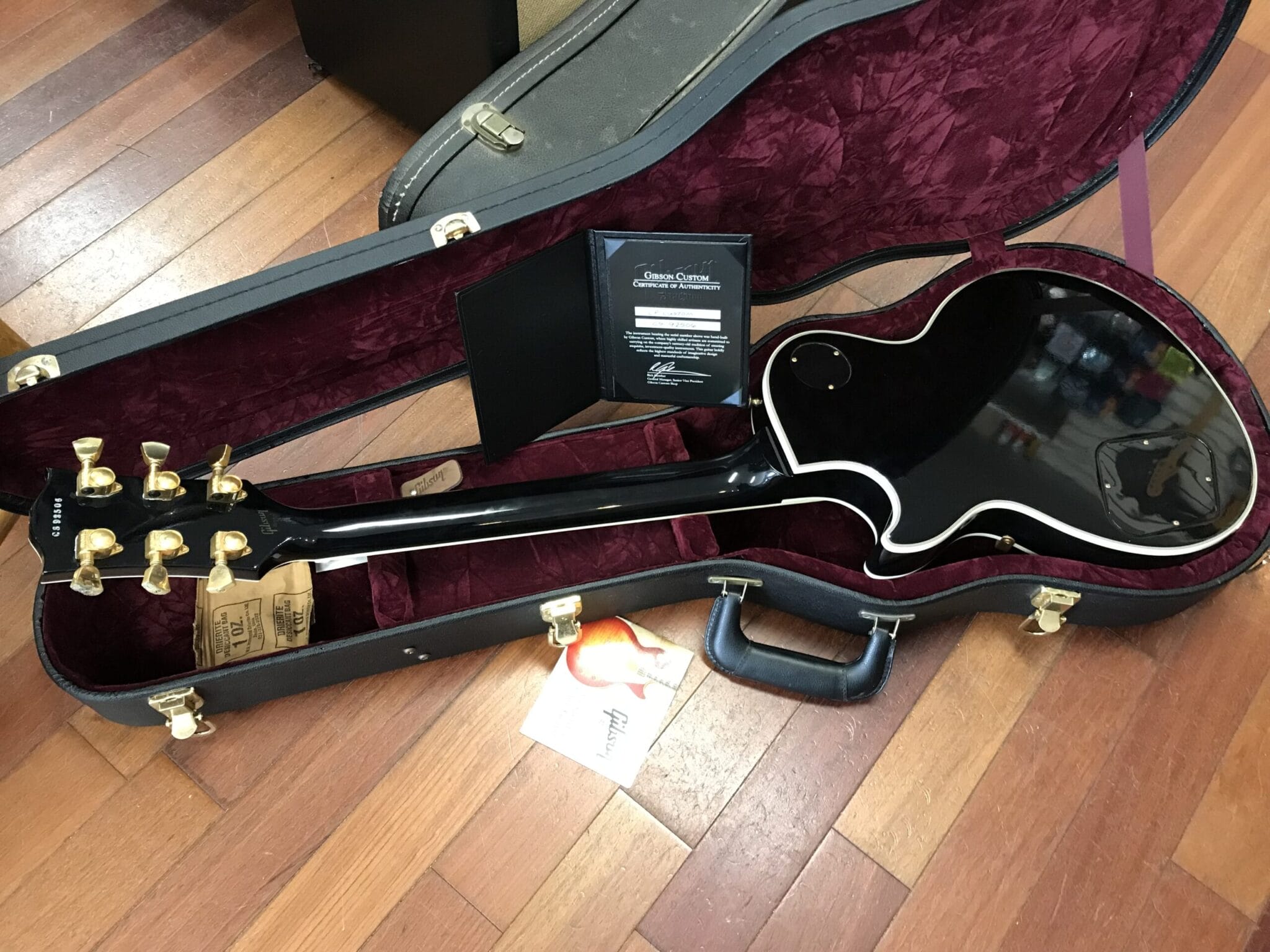 2009 Gibson Custom Shop Les Paul Custom – Jimmy's Vintage Music