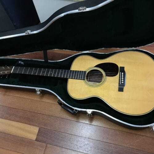 2022 Martin OM 28 super clean